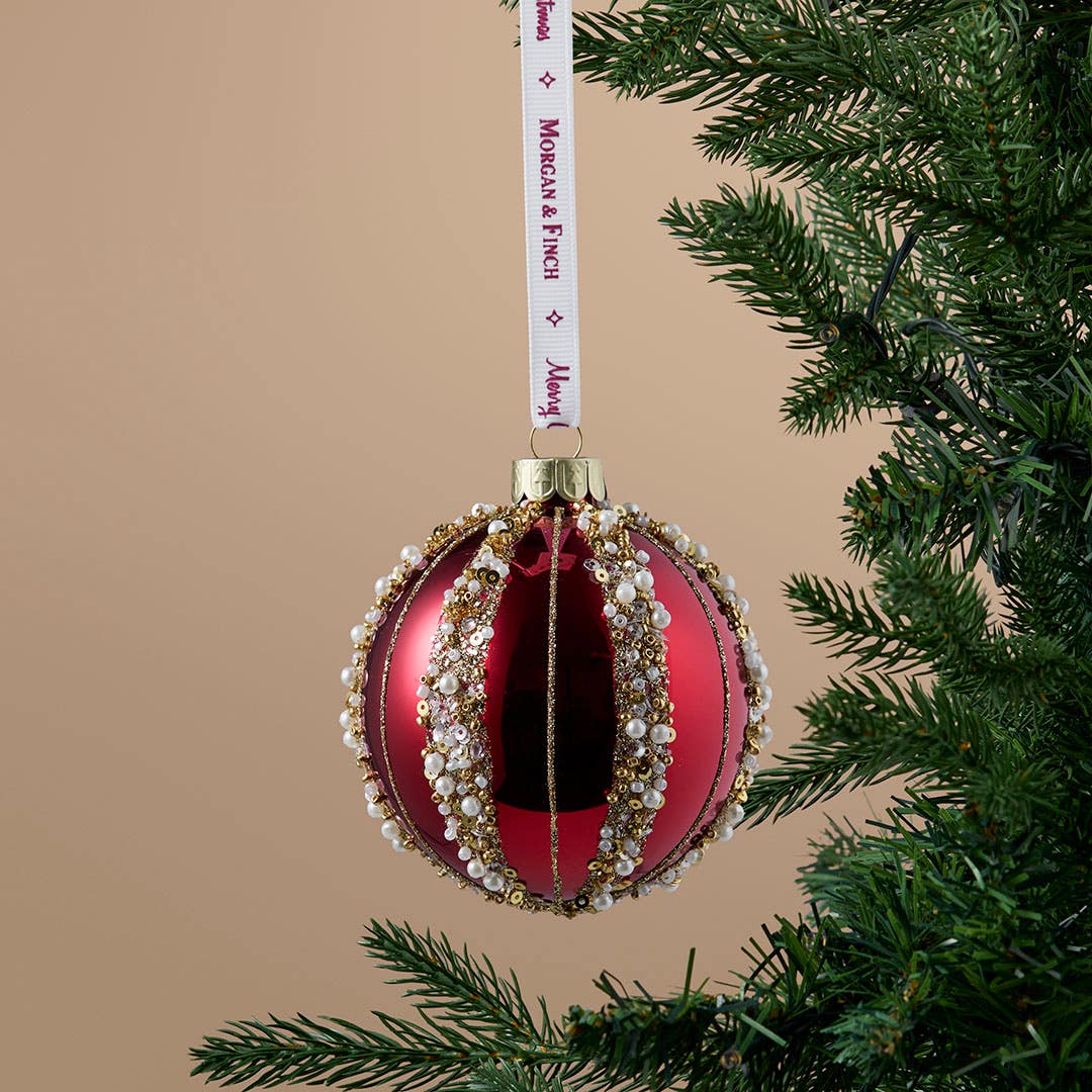https://s3-ap-southeast-2.amazonaws.com/fusionfactory.commerceconnect.bbnt.production/pim_media/000/217/293/M_F_Xmas-26-27_S4_MR_DECS_Glass-Ball-w-Bead-_-Sequin-Stripe_27063401_SI.jpg?1784076837