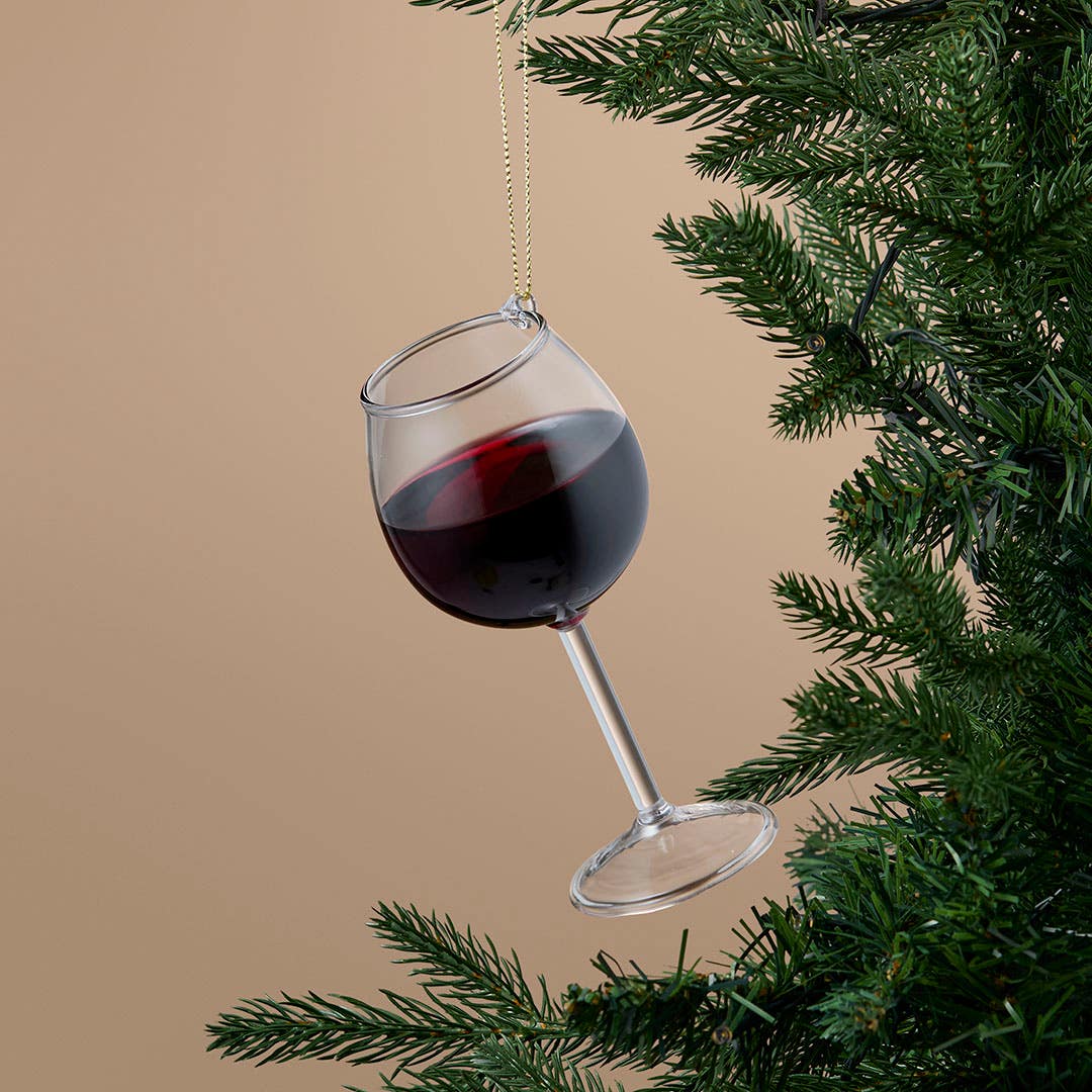 https://s3-ap-southeast-2.amazonaws.com/fusionfactory.commerceconnect.bbnt.production/pim_media/000/217/352/M_F_Xmas-26-27_S4_MR_DECS_Glass-Pinot-Noir-Dec_27073301_SI.jpg?1784082560