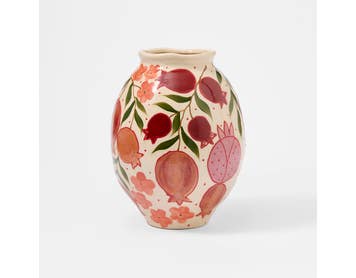 https://s3-ap-southeast-2.amazonaws.com/fusionfactory.commerceconnect.bbnt.production/pim_media/000/222/769/M_F__S26-27_Pomegranate_Ceramic_Vase_Lrg_Pink_Red_27321201_SI.jpg?1789948533