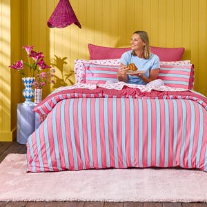https://s3-ap-southeast-2.amazonaws.com/fusionfactory.commerceconnect.bbnt.production/pim_media/000/212/544/SC_W26_Bedlinen_BOP_Genie_Stripe_QQC_1_SI.jpg?1776146318