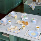 E DINNING_T1 Melamine Plate Scallop Bunnies · Multi