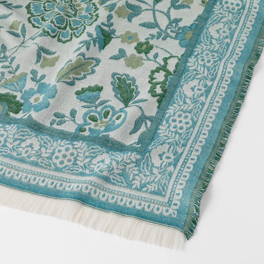 Lulu Floral Knitted Throw