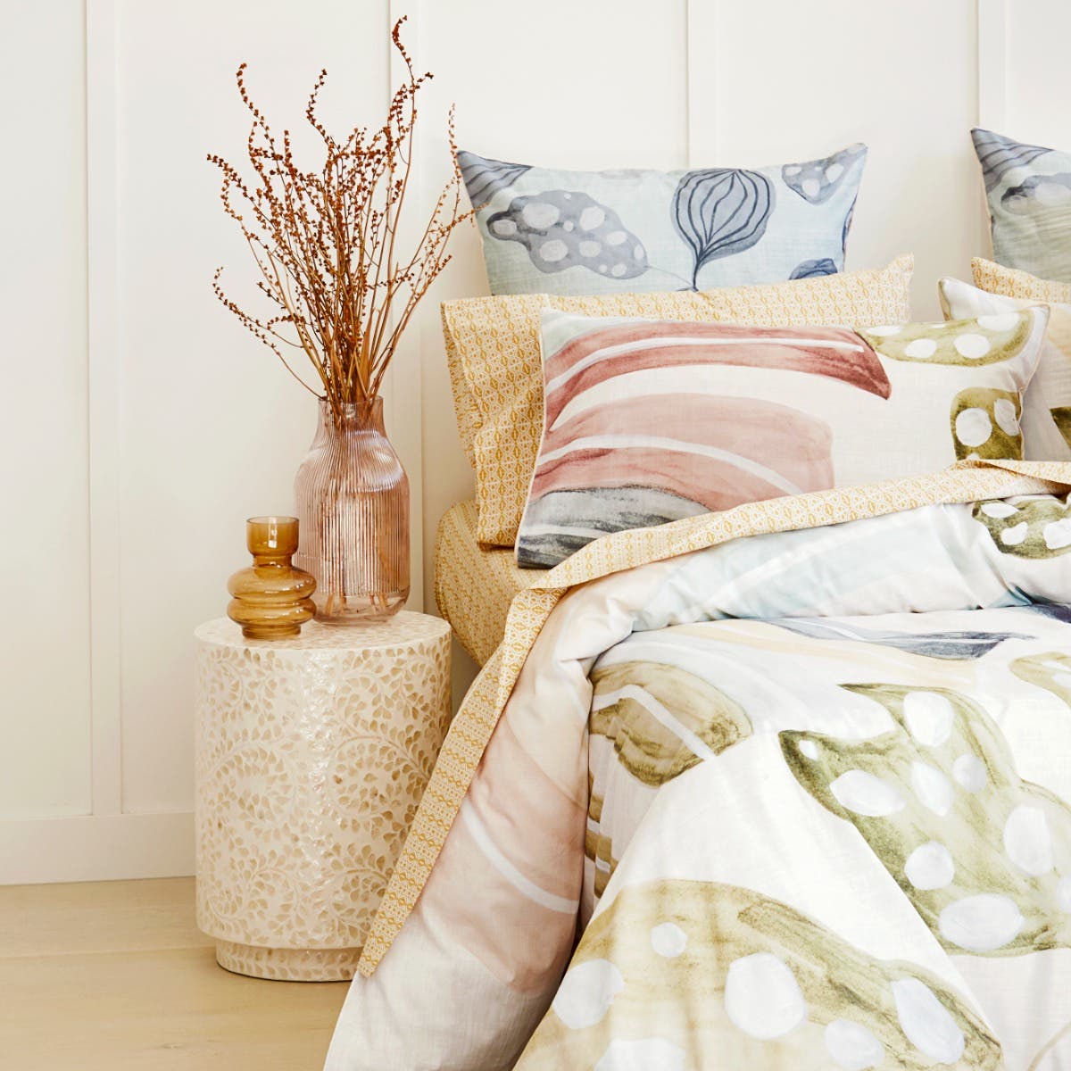 STOOL_Alice Inlay Stool / Ivory